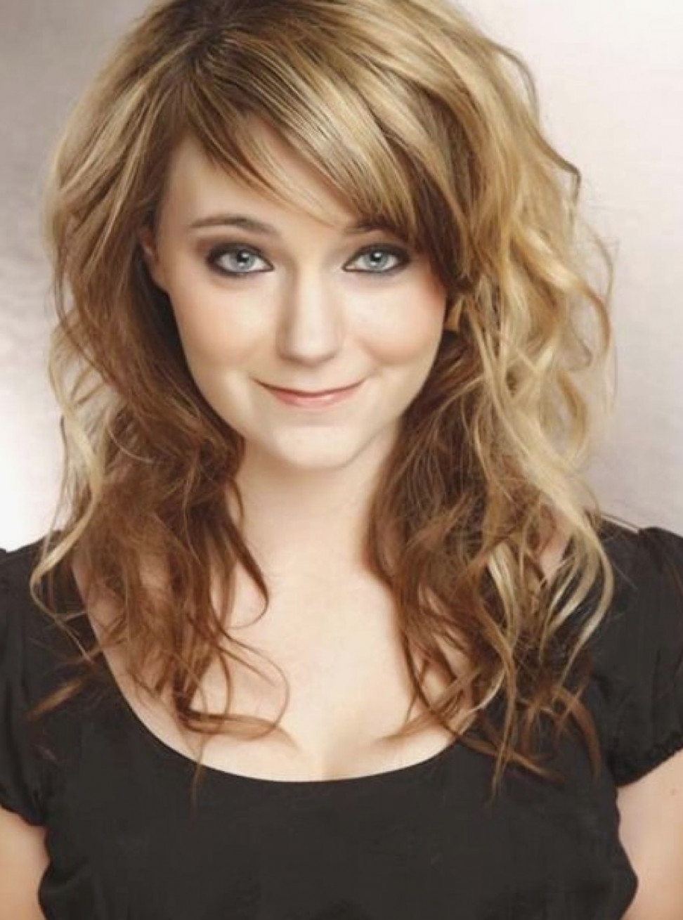 12 Great Long Layered Curly Hairstyles With Bangs Ideas with Haircut For Wavy Hair With Bangs