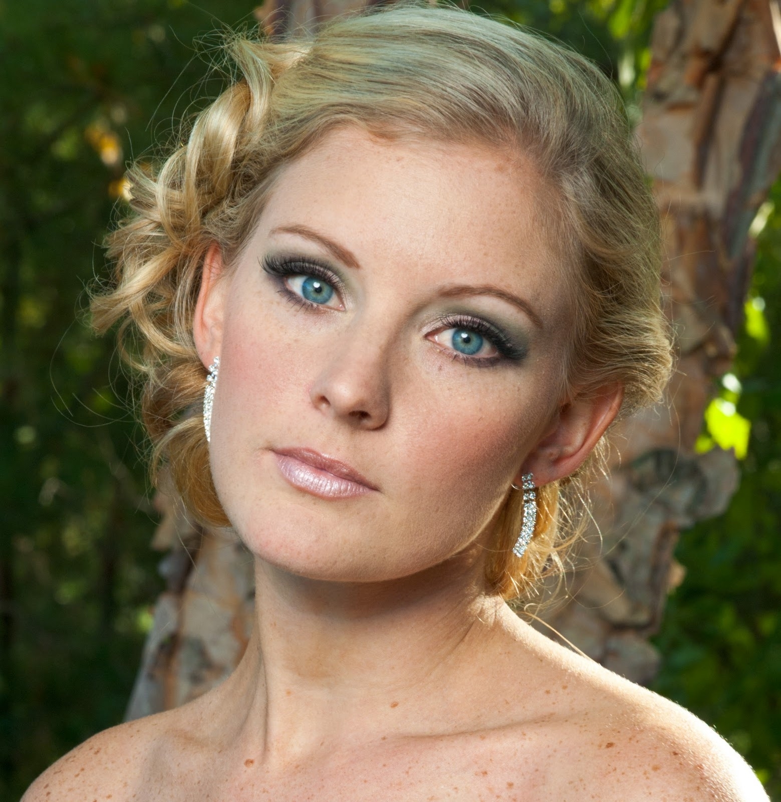 Wedding Makeup Tips For Blue-Eyed Brides With Blond Hair | Bride Sparkle pertaining to Makeup Tips For Blue Eyes Blonde Hair Fair Skin