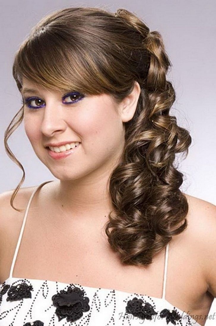 Indian Bridal Hairstyle For Round Chubby Face, Wedding Hairdo For in Bridal Hairstyle For Round Face For Indian