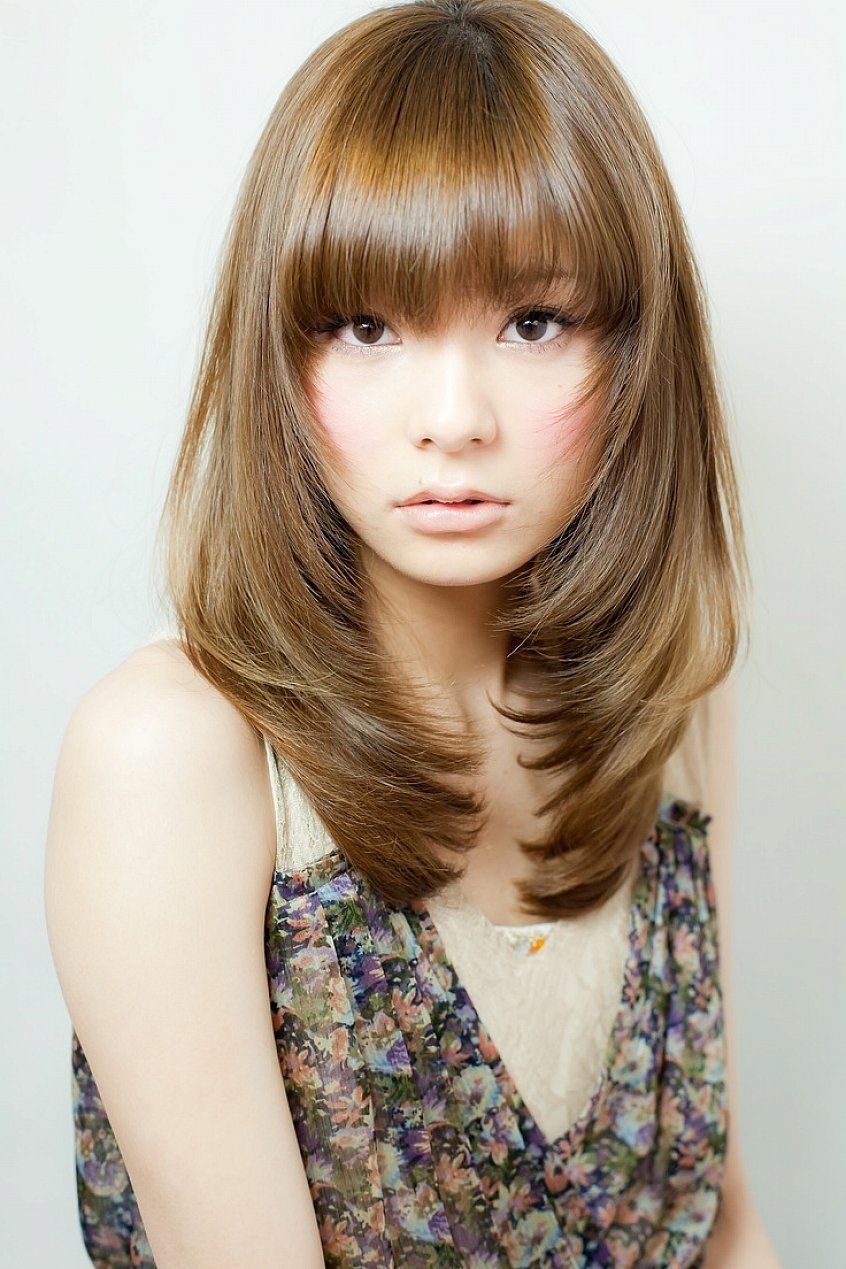 Shoulder Length Layered Hairstyles With Bangs For Thin Fine Brown in Hairstyles For Thin Fine Asian Hair