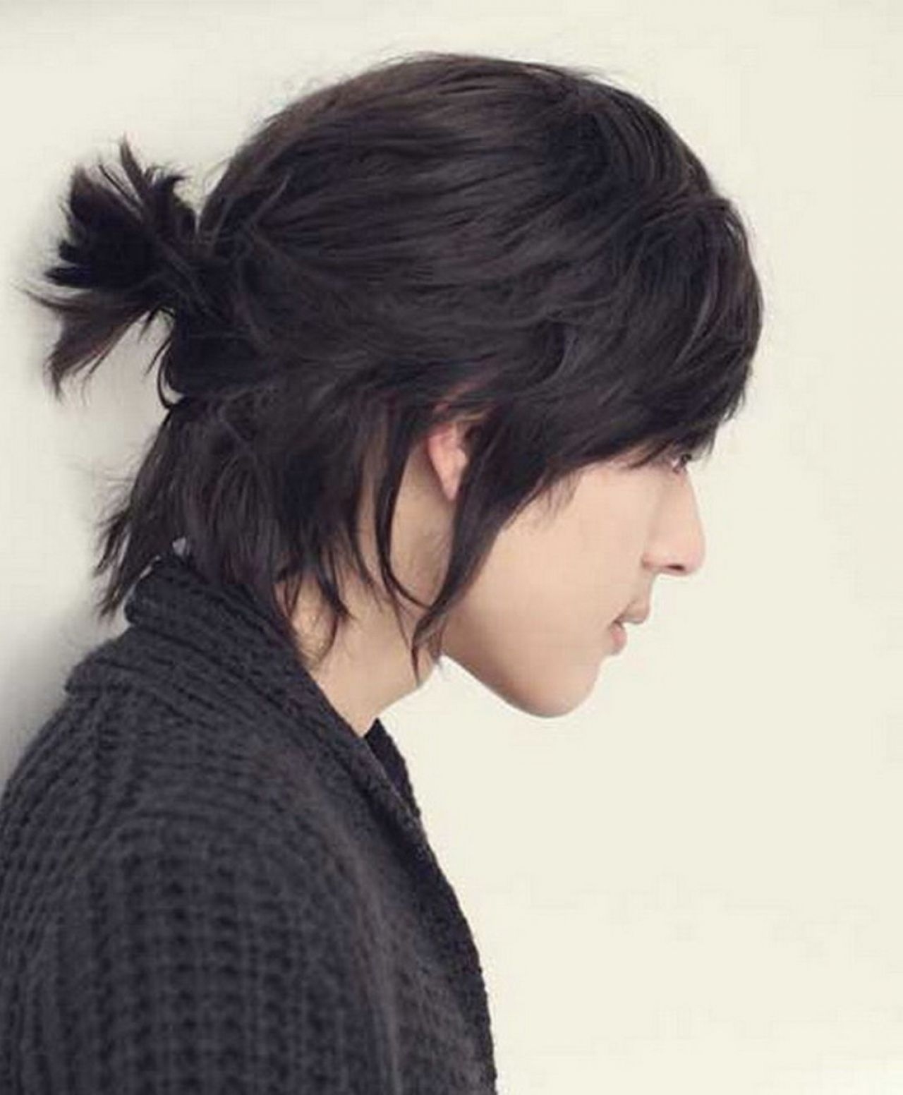 Korean Curly Hairstyle Men - Wavy Haircut