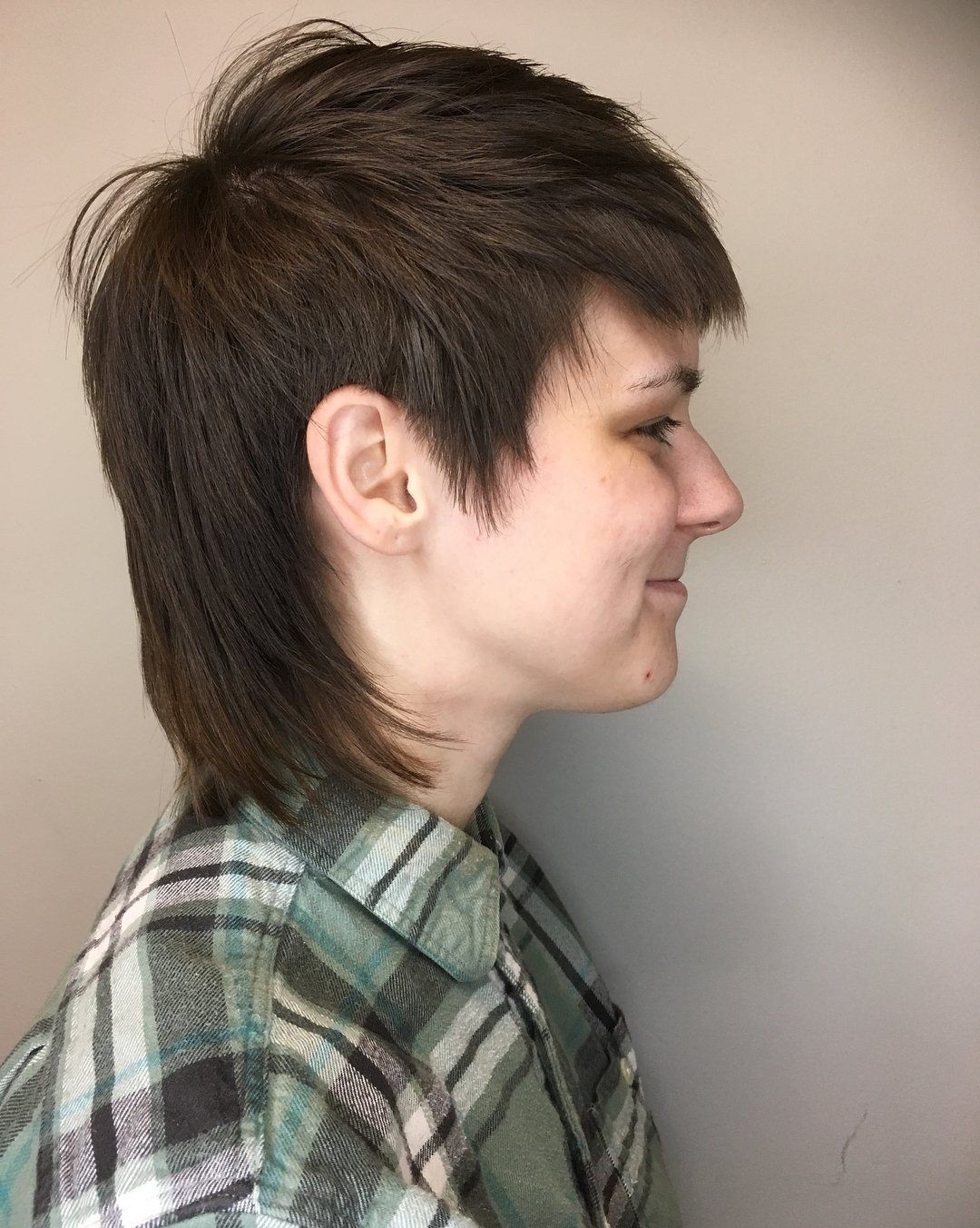 32 Mullet hairstyle for females for mens
