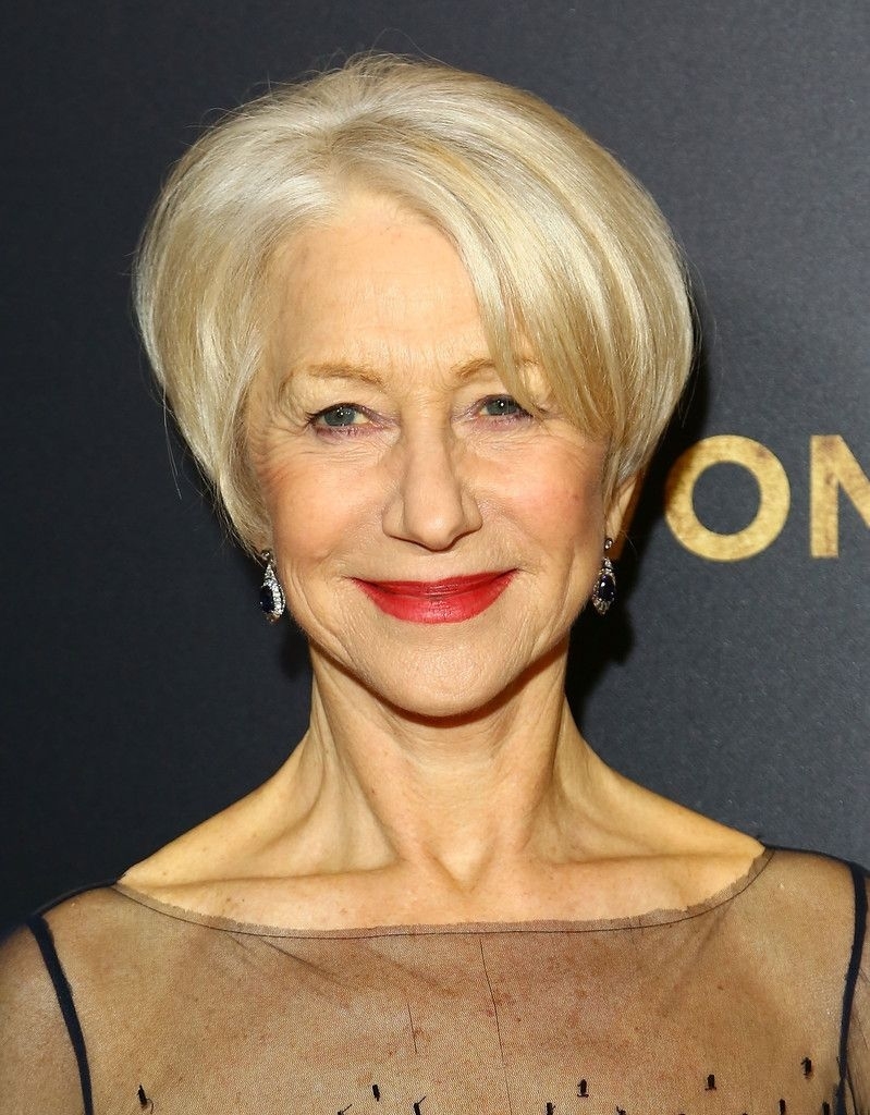 How To Give Yourself A Helen Mirren Bob Style Haircut - Wavy Haircut