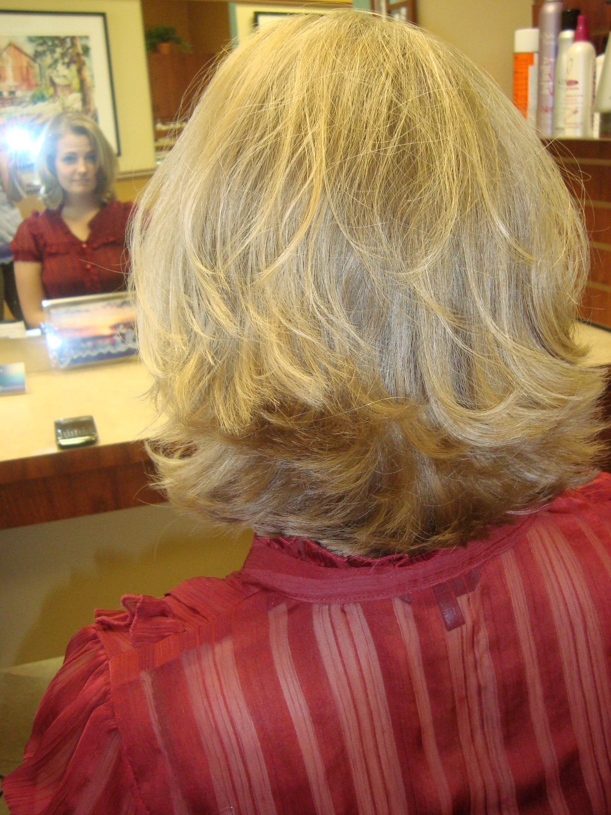 Short, Thick, And Blonde Flipped Hair, Low-Maintenance And with Pictures Of Short Flipped Hairstyle