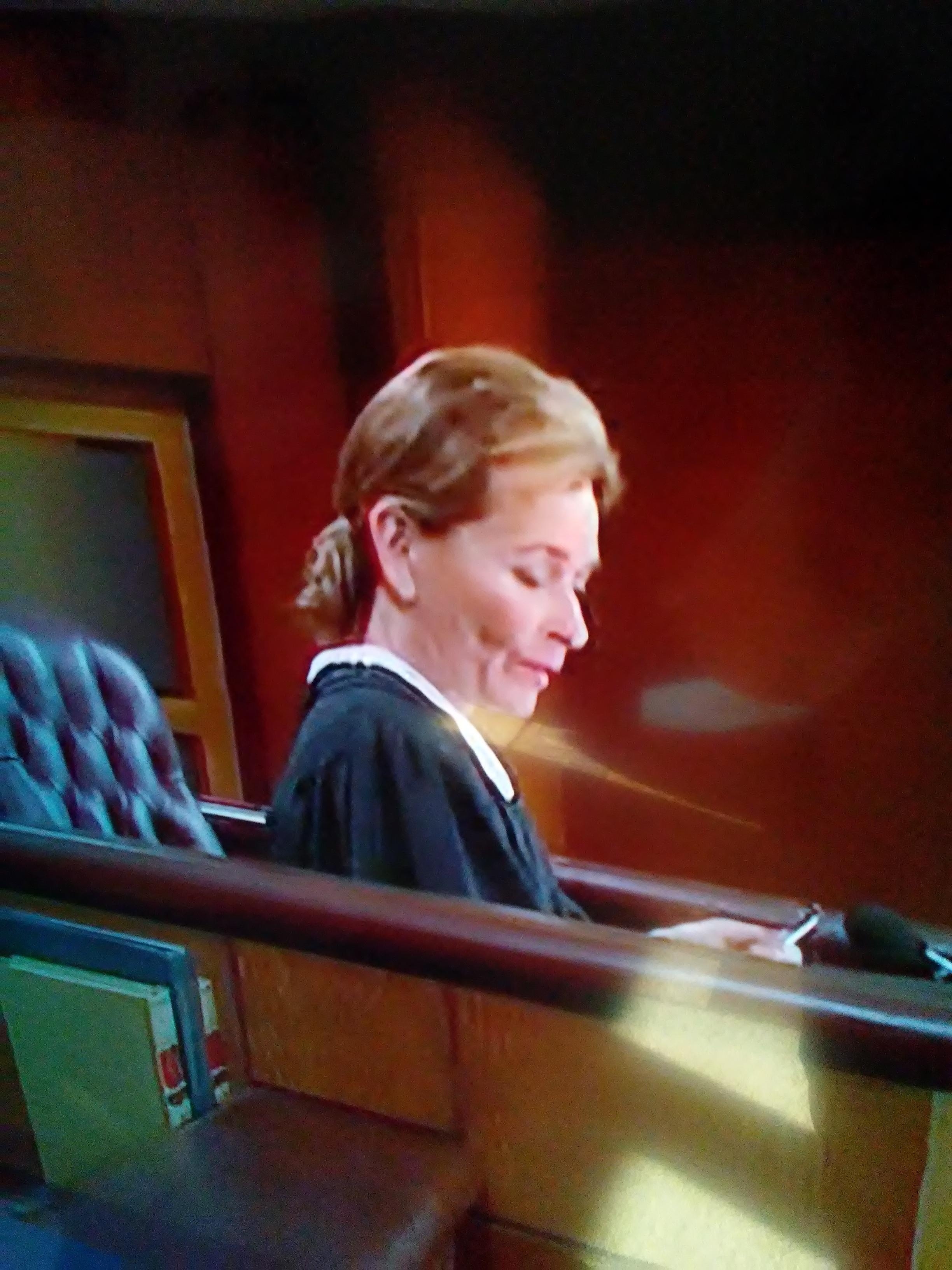 What Happened To The Iconic Hair? What Is This Ponytail intended for Judge Judy With Longer Hair