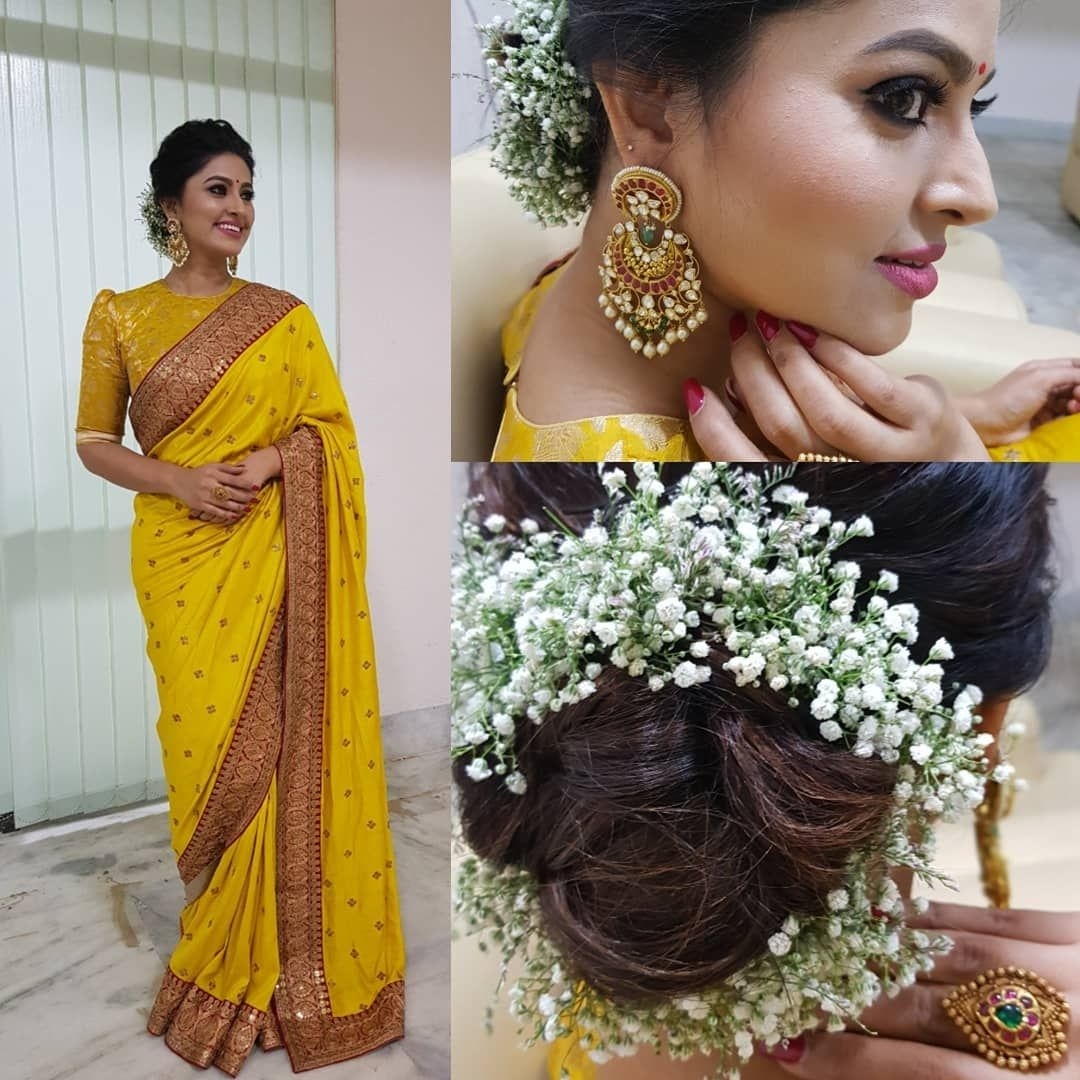 This Is The Most Favourite Hairstyle To Wear With Saree Even with Indian Hairstyle With Saree