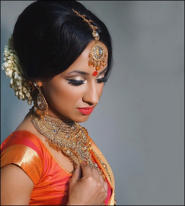 Indian Bridal Hairstyles: The Perfect 16 Wedding Hairdo Pics with Indian Bridal Hairstyle And Makeup